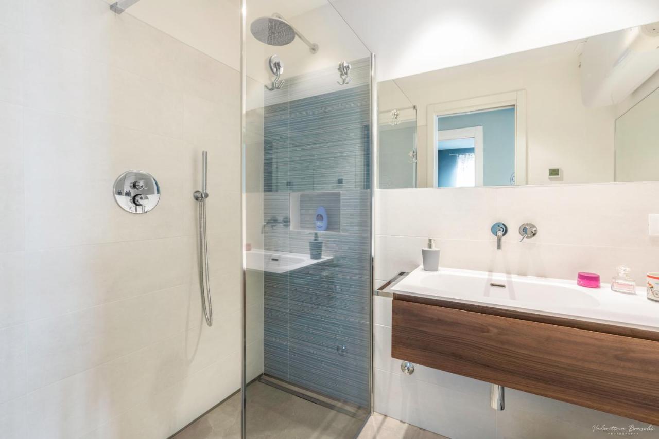 Draisina Bike Apartments Due Oleggio Castello Екстериор снимка